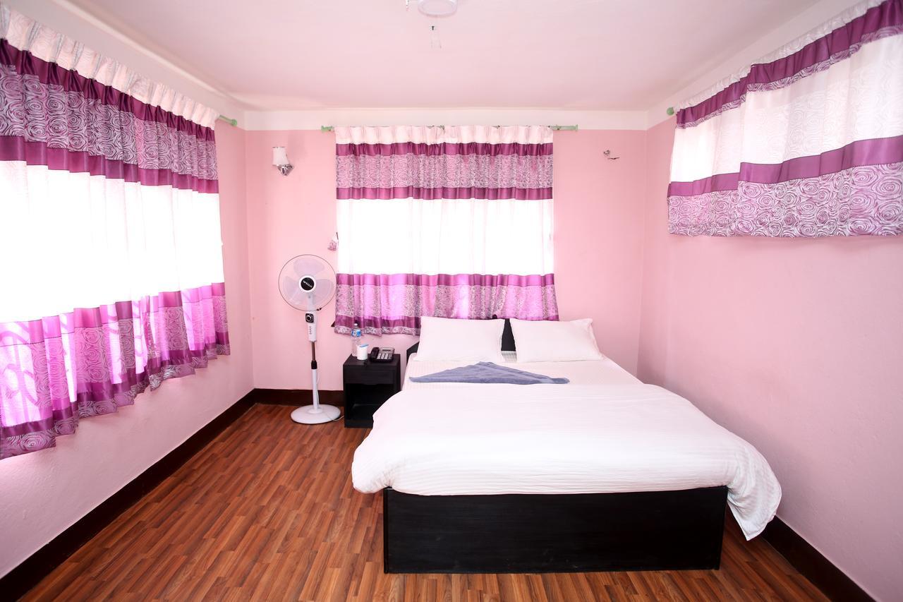 קטמנדו Mitra Garden Inn מראה חיצוני תמונה